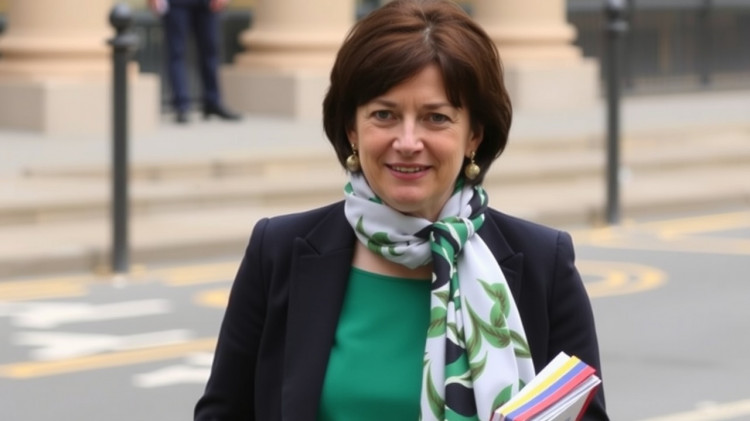 "The economy will crash due to Rachel Reeves's tax incr