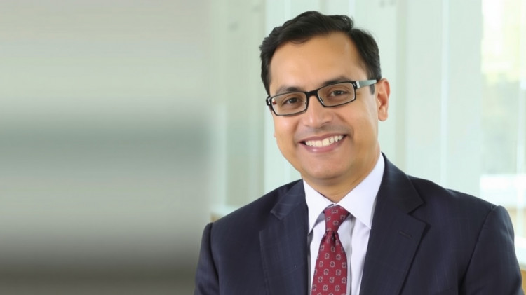 On AI and investing in the future of technology, Alok Sama s