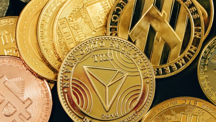 Ethereum Classic and Litecoin Price Predictions Falling As Investors Look to Metacade’s Presale to Maximize Investments